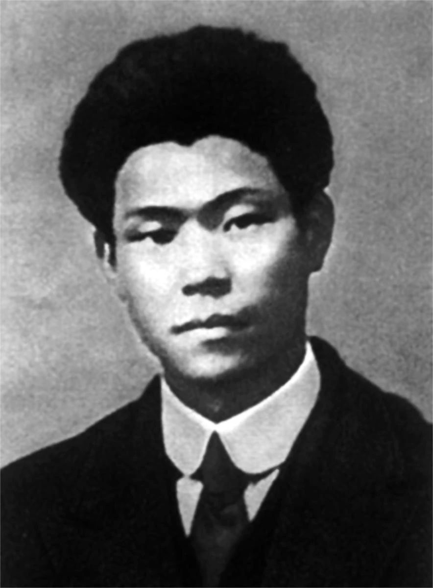 早期中共领导人的清贫、自律与互助
